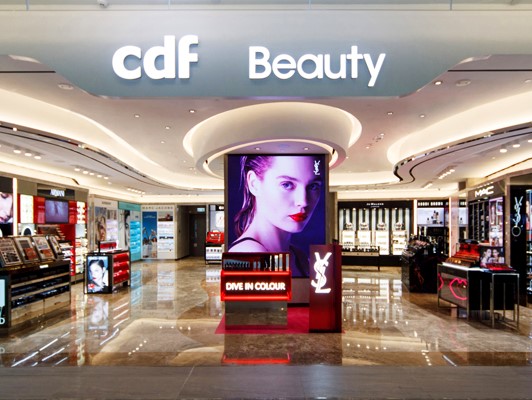 中免集团在香港开设首家免税美妆旗舰店——cdf Beauty